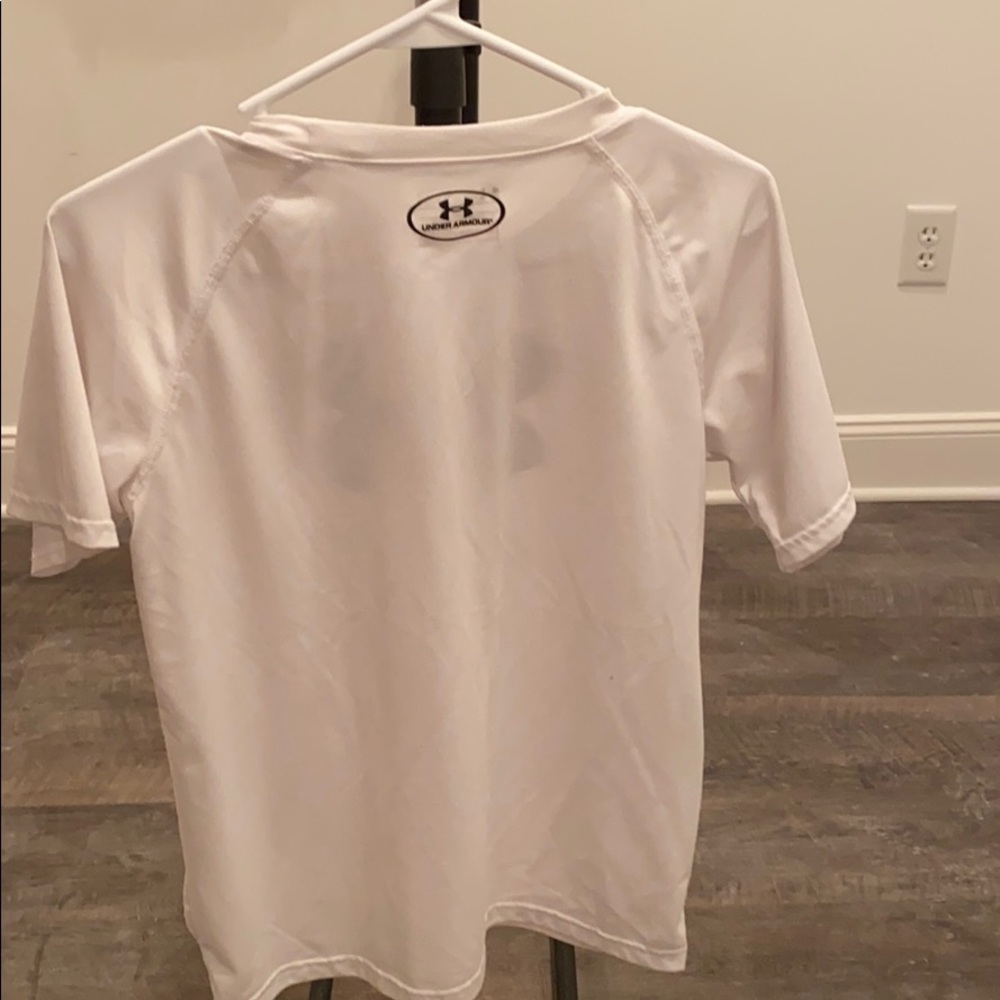 Under Armor basic white tee - Picture 2 of 2